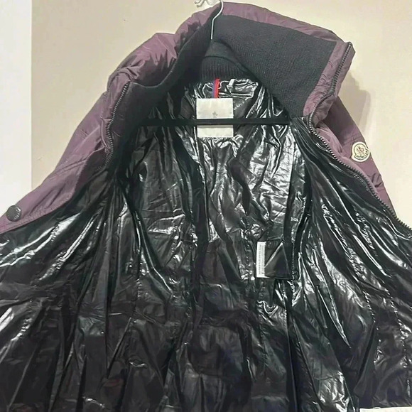 Moncler - Picture 8 of 16